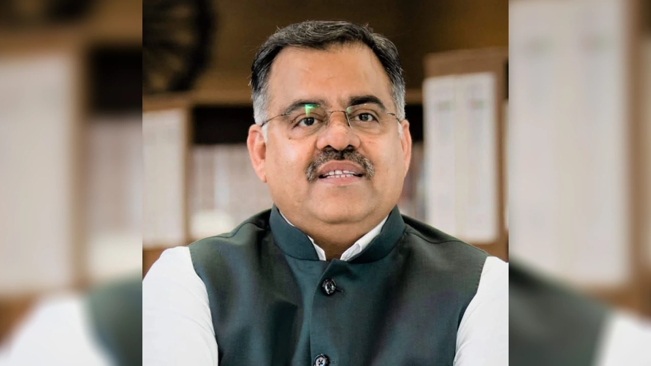 Punjab now India's crime capital, police stations hide behind tin walls: Tarun Chugh